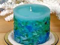 Running With Sisters Sea Glass Candle